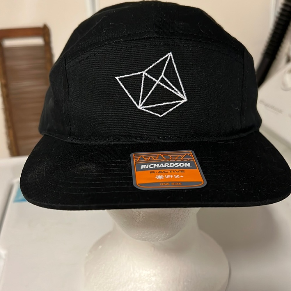 Black hat